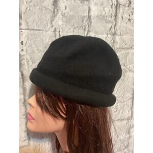 Vintage 100% Wool Cloche Hat Black